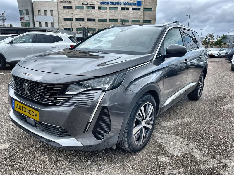 Peugeot 5008 2nd hand, 2021, private