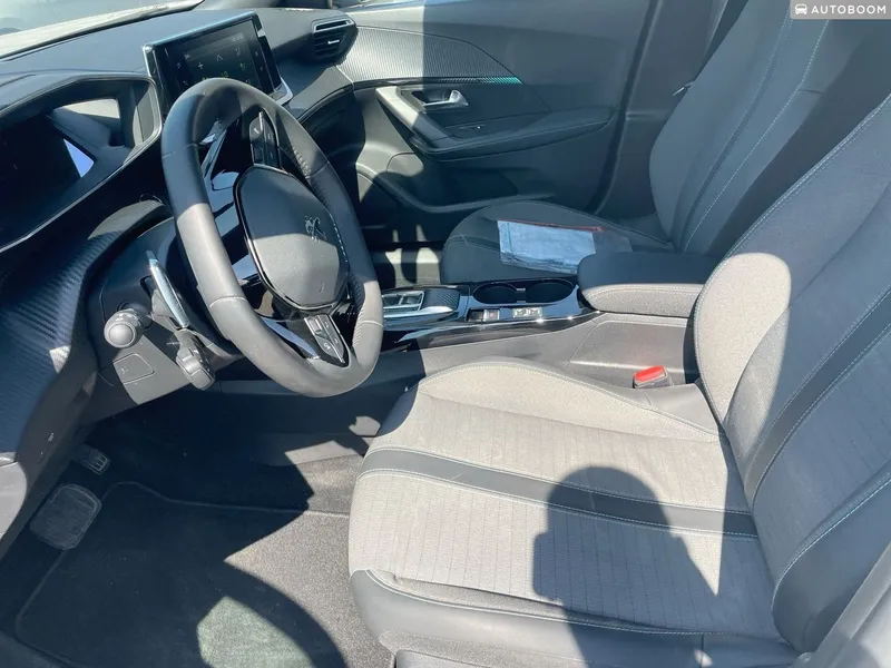 Peugeot 2008 2nd hand, 2023, private