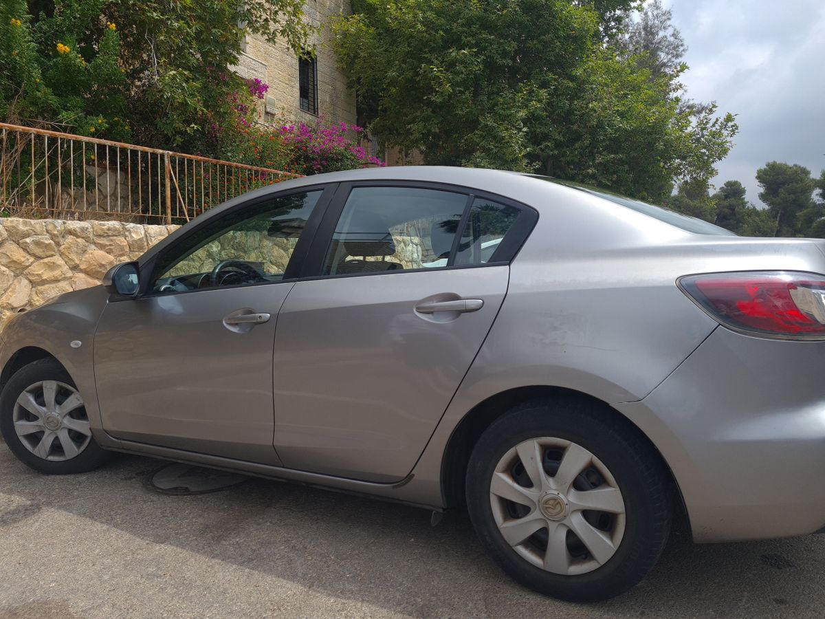 Mazda 3 2nd hand, 2012, private hand