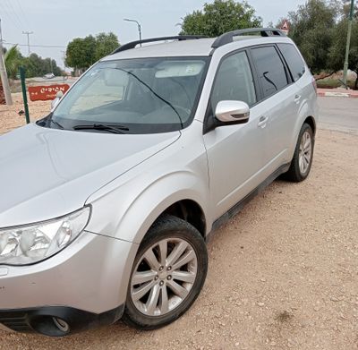 Subaru Forester 2nd hand, 2011, private hand