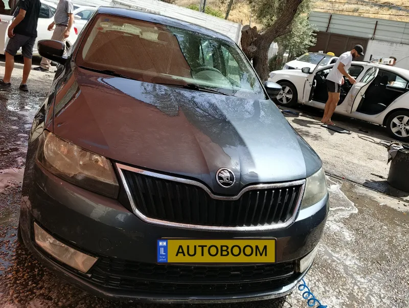 Skoda Rapid с пробегом, 2015, частная рука
