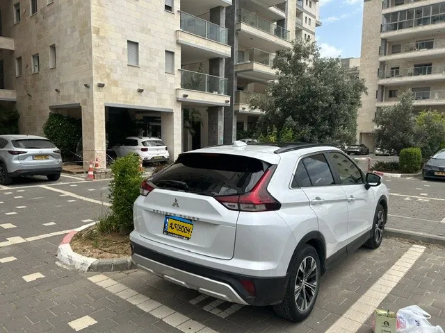 Mitsubishi Eclipse Cross 2nd hand, 2022, private