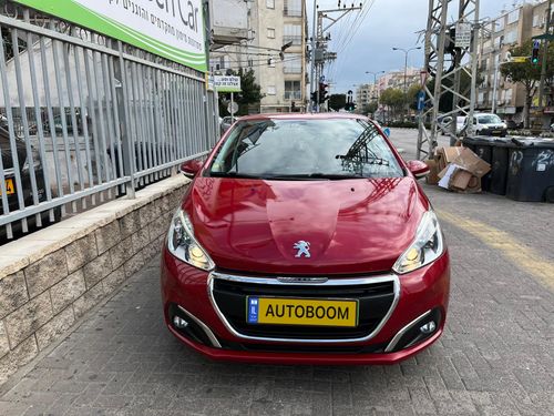 Peugeot 208 2nd hand, 2017, private hand
