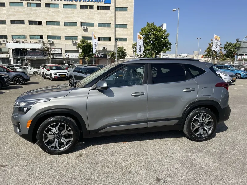 Kia Seltos 2nd hand, 2022, private hand