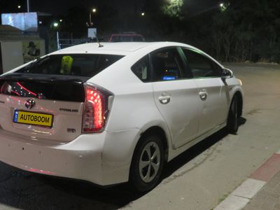 Toyota Prius 2nd hand, 2012, private hand