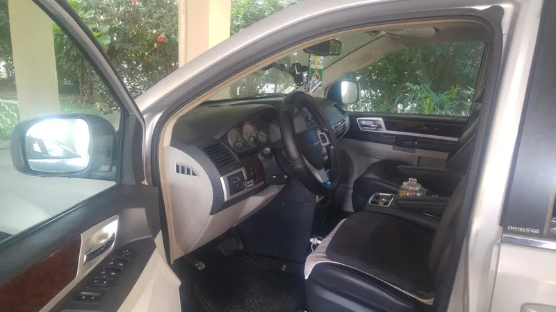 Chrysler Grand Voyager 2ème main, 2010, privée