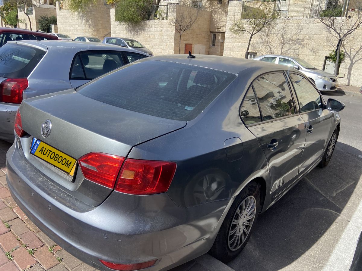 Volkswagen Jetta 2ème main, 2014, main privée