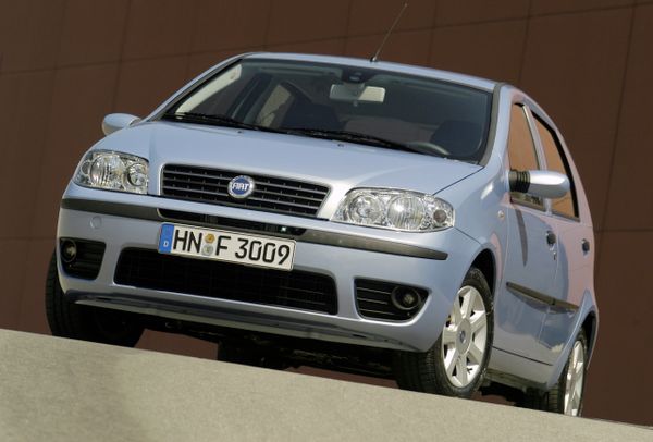 Fiat Punto 2003. Carrosserie, extérieur. Mini 5-portes, 2 génération, restyling