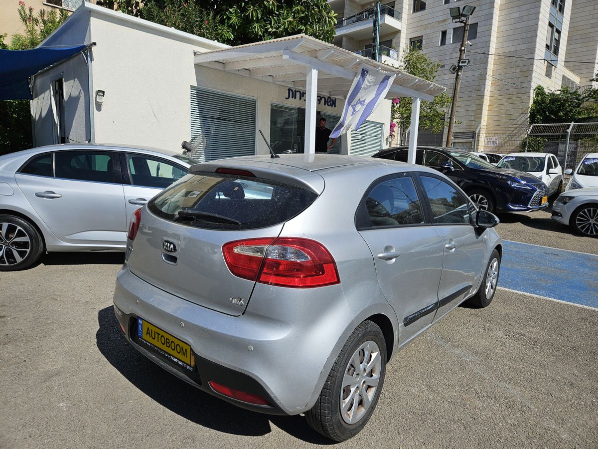 Kia Rio 2nd hand, 2013, private hand