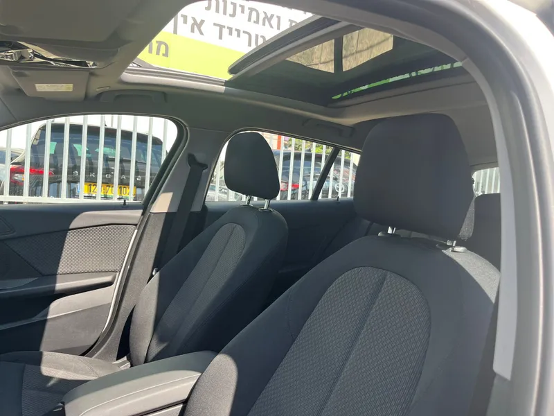 BMW 1 series 2nd hand, 2022, private hand