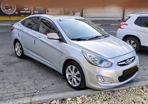 Hyundai i25, 2012, photo