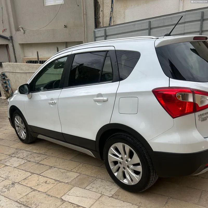 Suzuki Crossover SX4 2nd hand, 2019, private