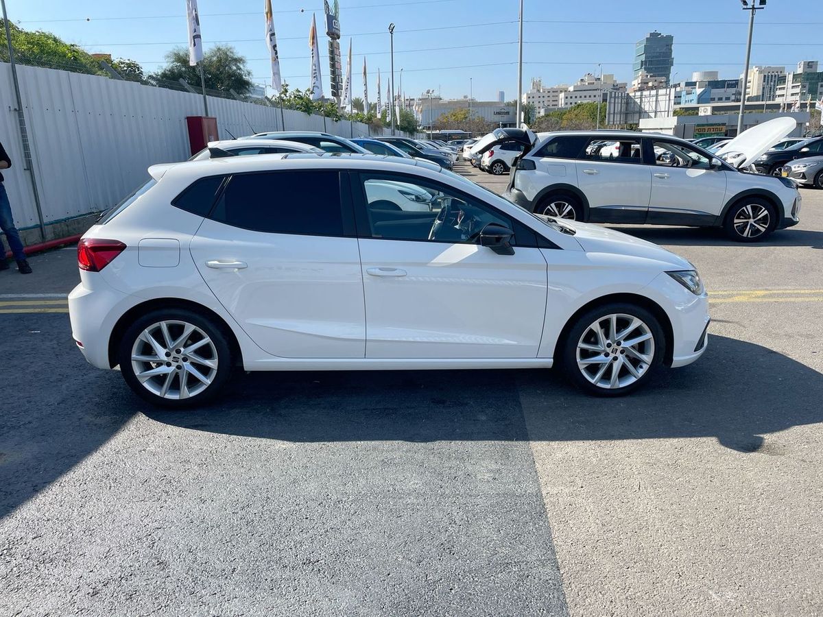 SEAT Ibiza 2ème main, 2022, main privée