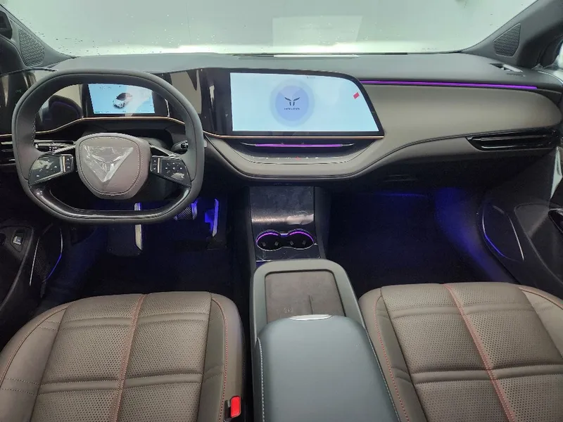 Hongqi EH7 new car, 2025