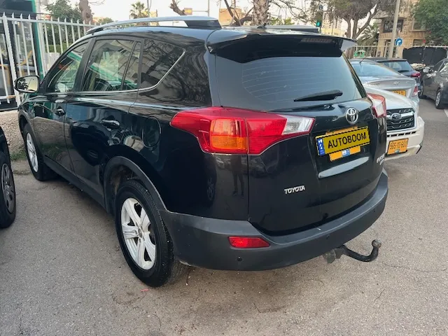 Toyota RAV4 2ème main, 2013