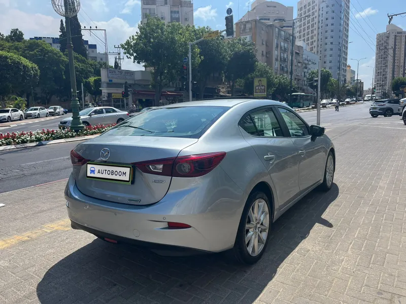 מאזדה 3 יד 2 רכב, 2018, פרטי