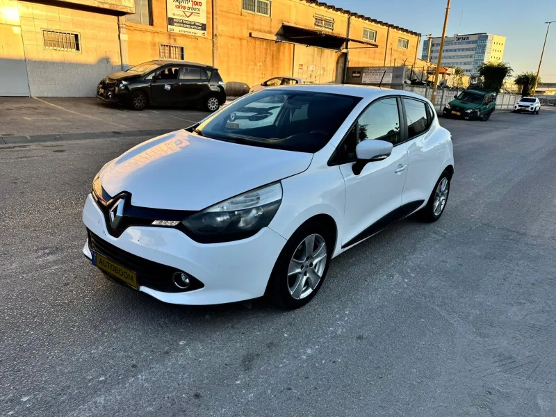 Renault Clio 2ème main, 2016, main privée
