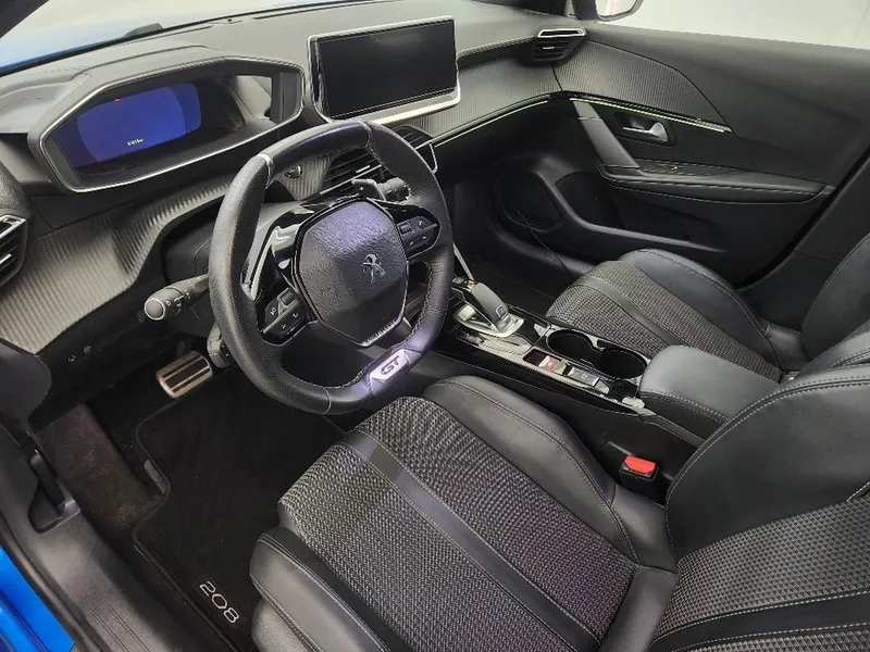 Peugeot 208 с пробегом, 2021, частная рука
