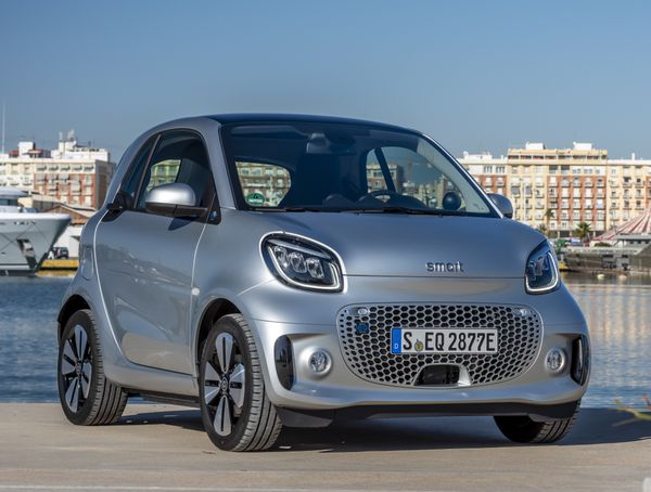 Smart Fortwo 2019. Bodywork, Exterior. Mini 3-doors, 3 generation, restyling