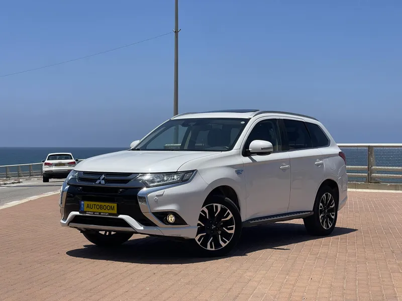 Mitsubishi Outlander 2nd hand, 2017, private hand