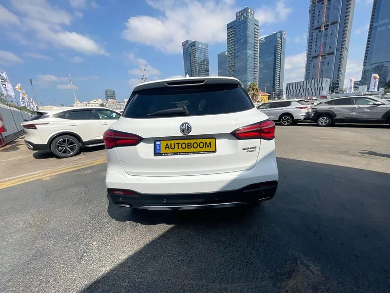 MG EHS 2ème main, 2022, main privée