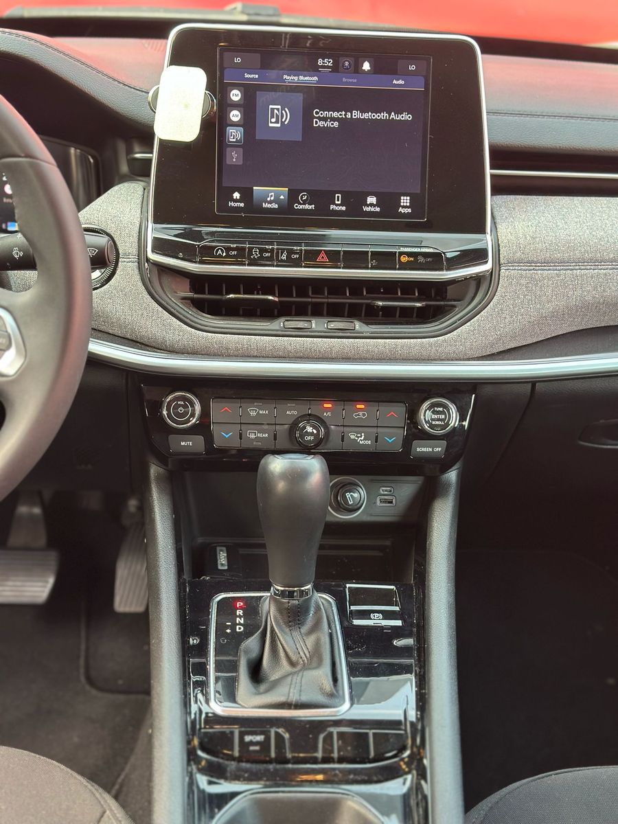 Jeep Compass 2nd hand, 2024, private hand