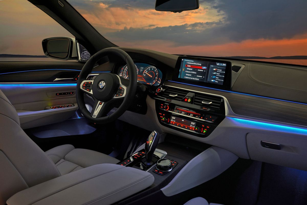 BMW 6 series 2017. Front seats. Liftback, 4 generation