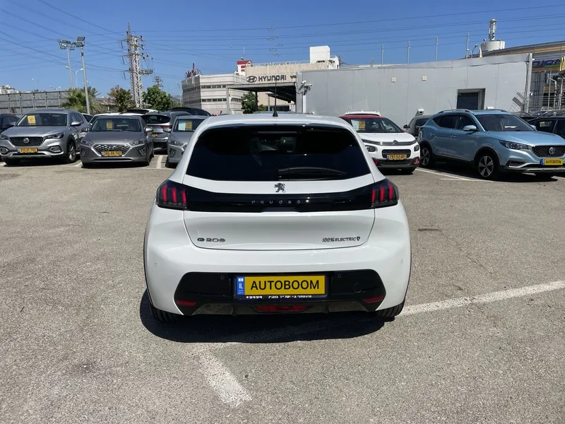 Peugeot 208 2ème main, 2022, main privée
