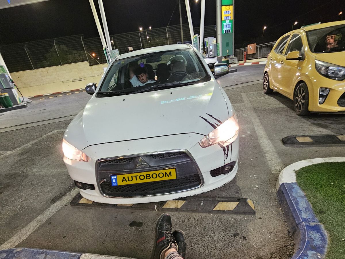 Mitsubishi Lancer 2nd hand, 2012, private hand