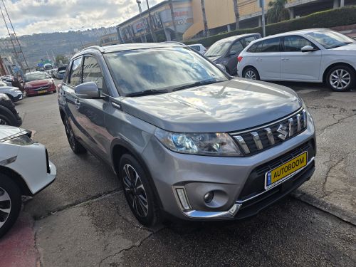 Suzuki Vitara, 2019, photo