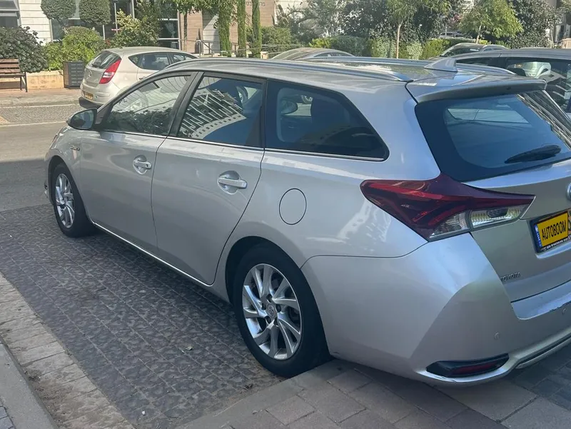 Toyota Auris с пробегом, 2016, частная рука