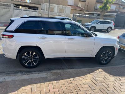 Jeep Grand Cherokee 2nd hand, 2022, private hand