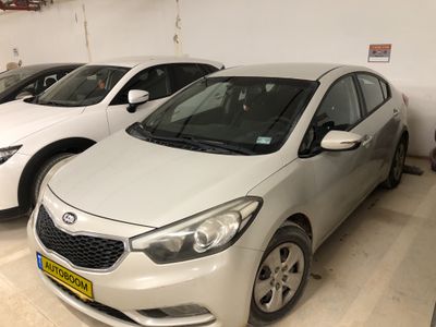 Kia Forte с пробегом, 2014