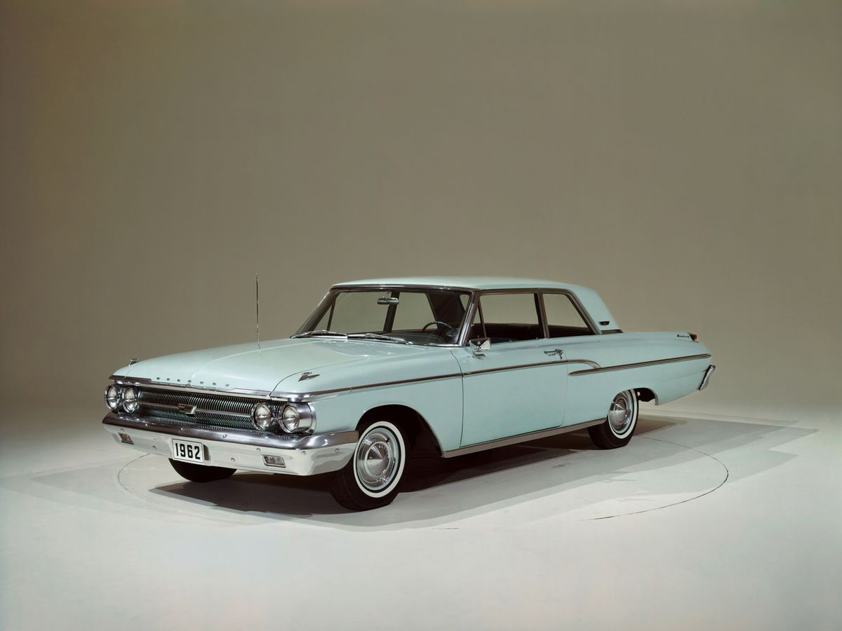 מרקורי  מונטריי 1960. מרכב, צורה. סדאן 2 דלתות, 5 דור