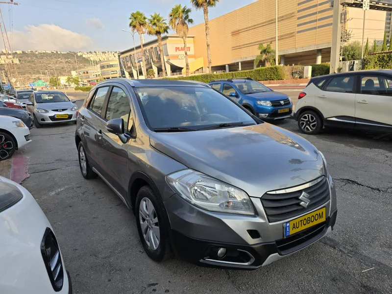 Suzuki SX4 2ème main, 2014, main privée