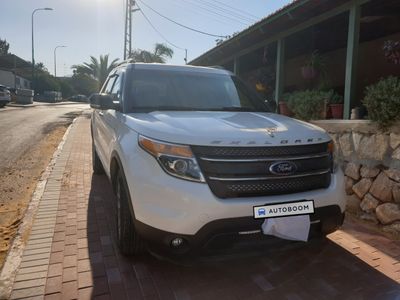 Ford Explorer 2nd hand, 2015, private hand