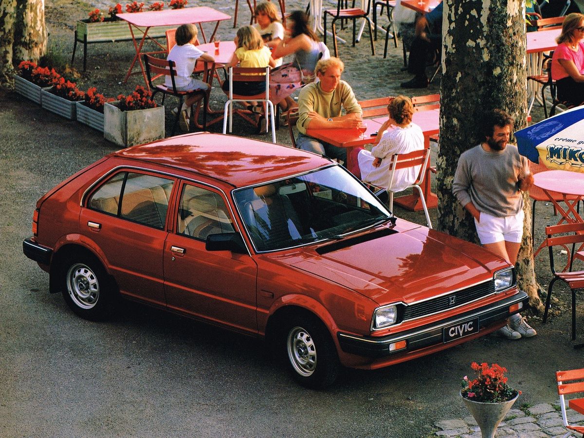 הונדה סיוויק ‏1980. מרכב, צורה. מיני 5 דלתות, 2 דור, שדרוג
