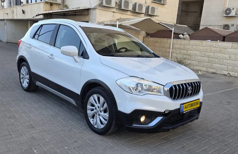 Suzuki Crossover SX4 2nd hand, 2019, private
