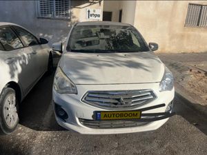 Mitsubishi Attrage, 2016, photo
