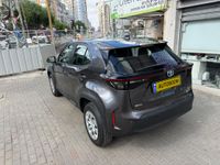 טויוטה יאריס קרוס יד 2 רכב, 2023