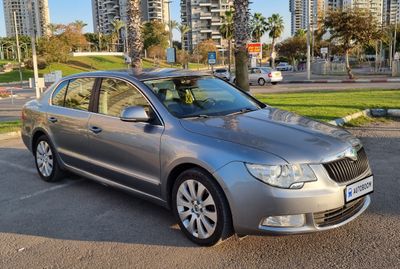 Skoda Superb 2nd hand, 2012, private hand