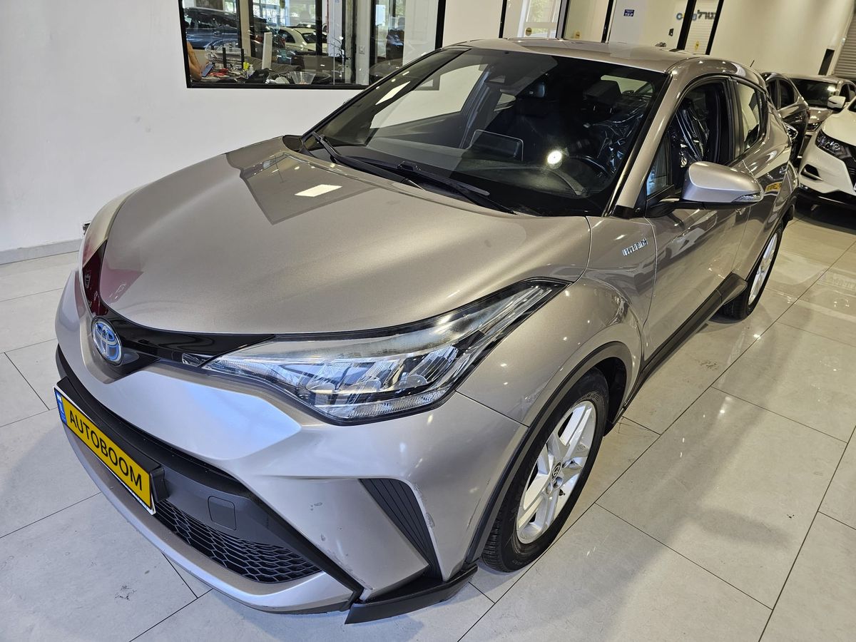 טויוטה C-HR יד 2 רכב, 2021