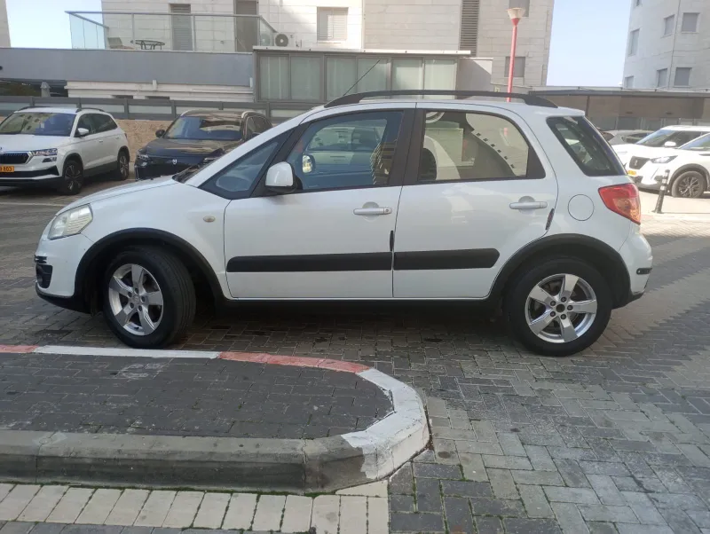 Suzuki SX4 с пробегом, 2014, частная рука