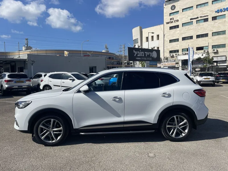 MG EHS 2ème main, 2022, main privée