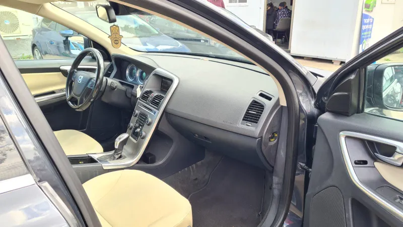 Volvo XC60 2nd hand, 2013, private hand