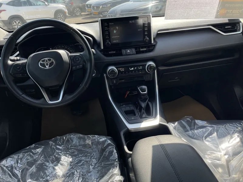 Toyota RAV4 с пробегом, 2021, частная рука