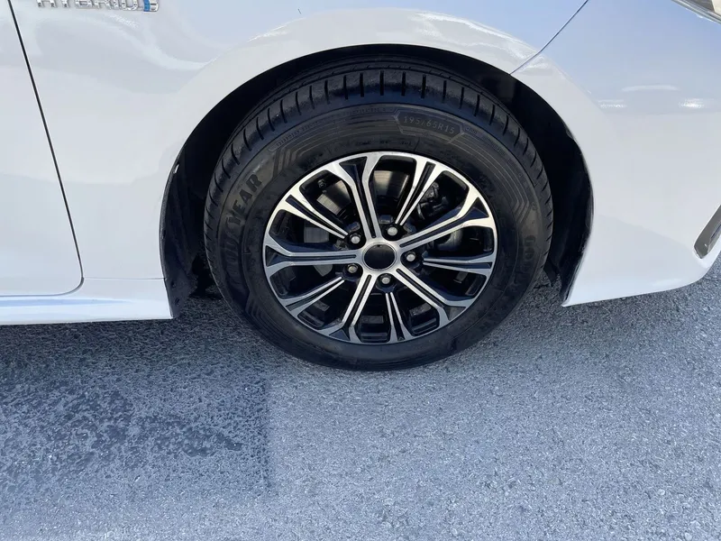 Toyota Corolla с пробегом, 2021