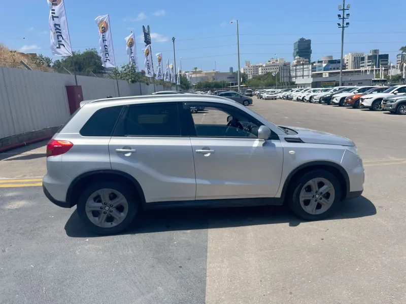 Suzuki Vitara 2ème main, 2017, main privée