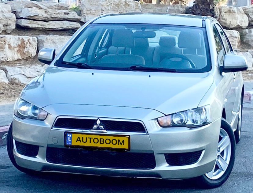 Mitsubishi Lancer 2nd hand, 2011, private hand