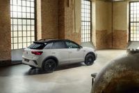 Volkswagen T-Roc 2022. Bodywork, Exterior. SUV 5-doors, 1 generation, restyling